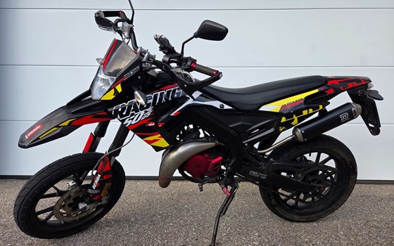 Gebrauchtmotorrad Derbi Senda DRD Racing 50 SM - Bild 1 Gebrauchtmotorrad Derbi Senda DRD Racing 50 SM - Bild 1