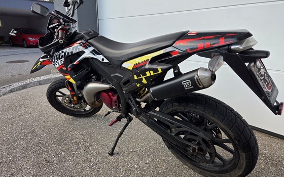 Gebrauchtmotorrad Derbi Senda DRD Racing 50 SM - Bild 5 Gebrauchtmotorrad Derbi Senda DRD Racing 50 SM - Bild 5
