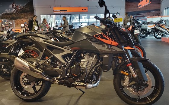 Neufahrzeug KTM 990 Duke - Bild 1 Neufahrzeug KTM 990 Duke - Bild 1