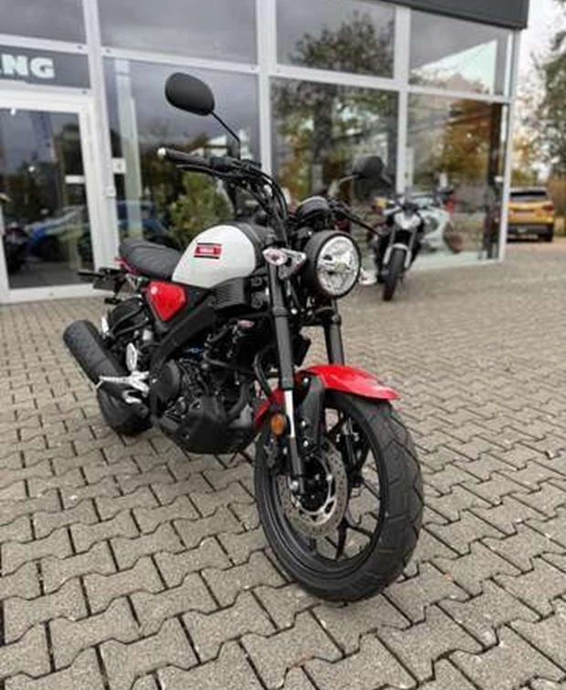 Yamaha XSR125