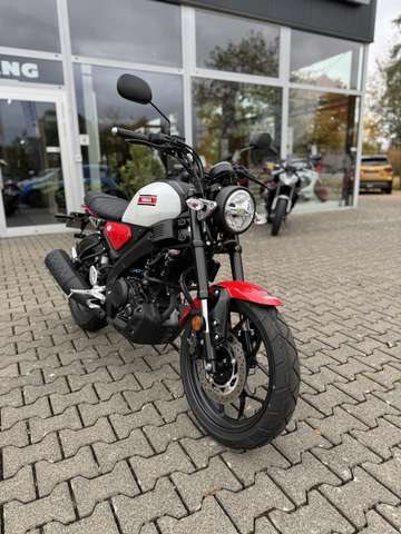 Yamaha XSR125