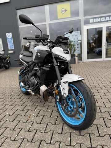 Yamaha MT-07 YAMT,35KW,NT,25mm Tiefer,Moto GP Auspuffabdeckung