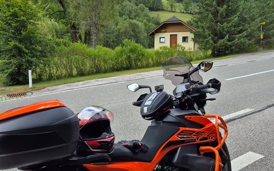 Gebrauchtmotorrad KTM 890 Adventure - Bild 3 Gebrauchtmotorrad KTM 890 Adventure - Bild 3