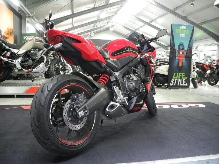 Offer Honda CBR650R Bild 7: Offer Honda CBR650R