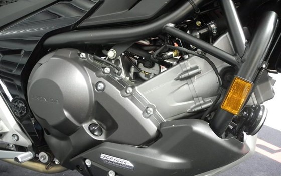 Gebrauchtmotorrad Honda NC750X DCT - Bild 4