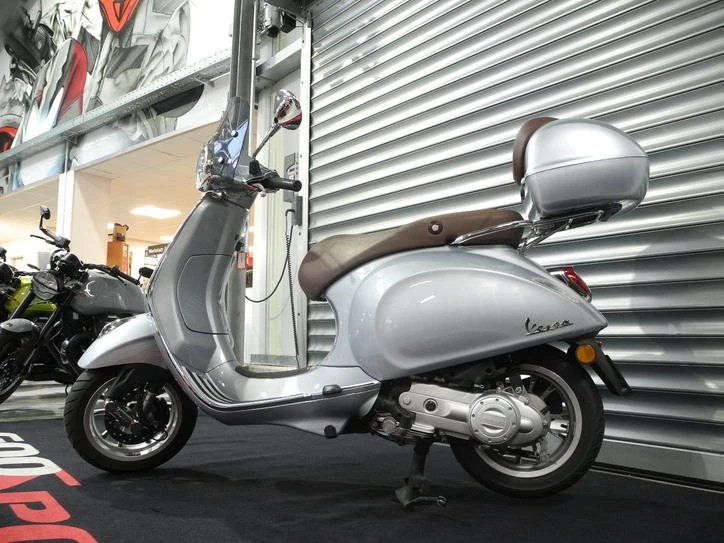 Offer Vespa Primavera 50 Bild 2: Offer Vespa Primavera 50