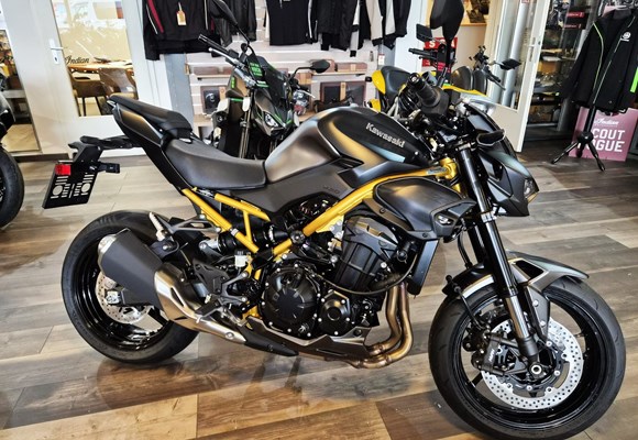 Kawasaki Z900