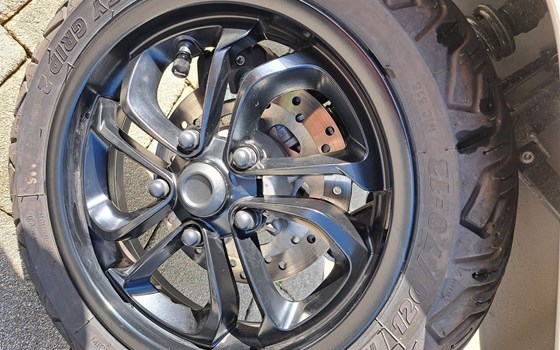 Gebrauchtmotorrad Vespa GTV 300 - Bild 7