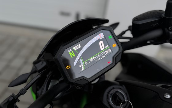 Gebrauchtmotorrad Kawasaki Z900 - Bild 8