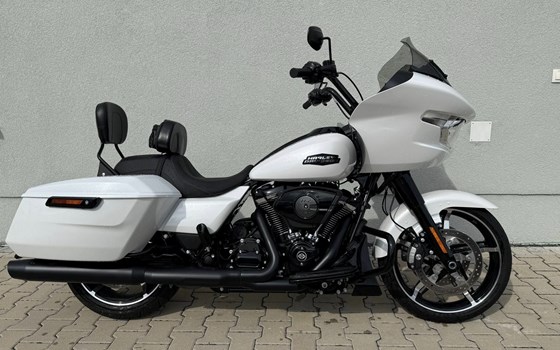 Gebrauchtmotorrad Harley-Davidson Road Glide FLTRX - Bild 1 Gebrauchtmotorrad Harley-Davidson Road Glide FLTRX - Bild 1