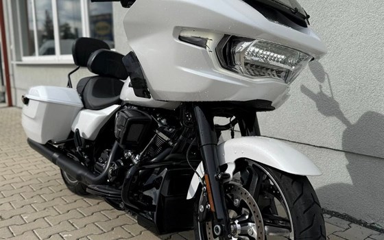 Gebrauchtmotorrad Harley-Davidson Road Glide FLTRX - Bild 3 Gebrauchtmotorrad Harley-Davidson Road Glide FLTRX - Bild 3