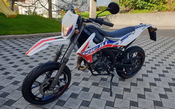Gebrauchtmotorrad Rieju MRT 50 Cross - Bild 1 Gebrauchtmotorrad Rieju MRT 50 Cross - Bild 1