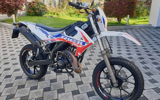 Gebrauchtmotorrad Rieju MRT 50 Cross - Bild 2 Gebrauchtmotorrad Rieju MRT 50 Cross - Bild 2