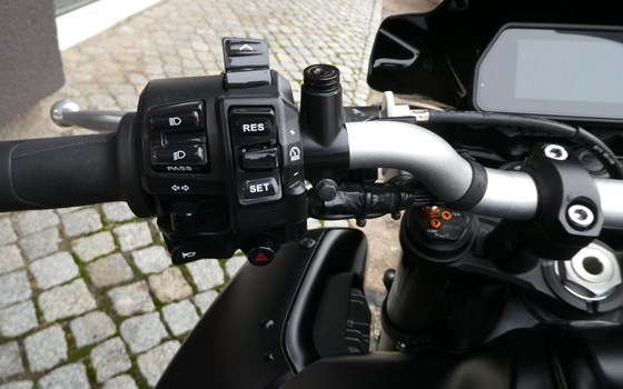 Gebrauchtmotorrad Yamaha MT-10 - Bild 10