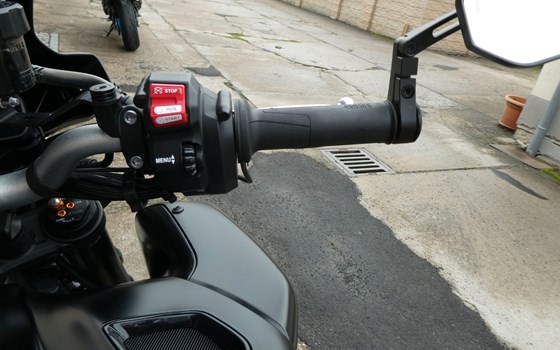 Gebrauchtmotorrad Yamaha MT-10 - Bild 11