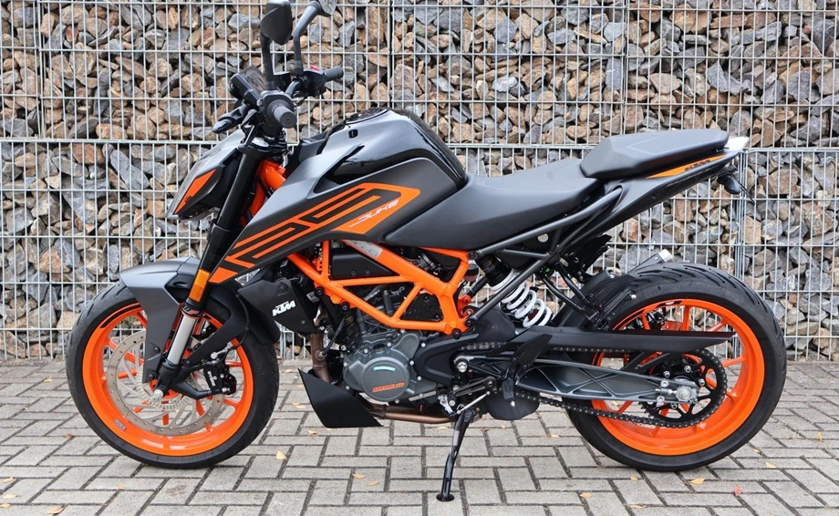 Angebot KTM 125 Duke Bild 1: Angebot KTM 125 Duke