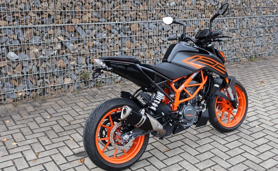 Angebot KTM 125 Duke Bild 17: Angebot KTM 125 Duke