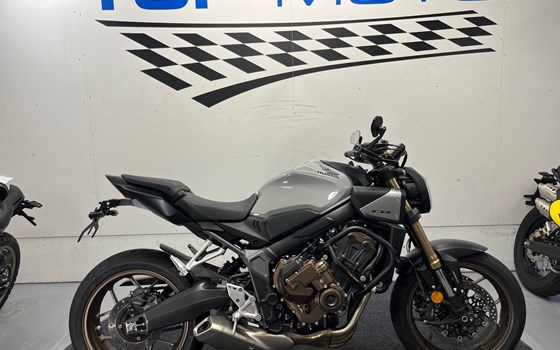 Gebrauchtmotorrad Honda CB650R E-Clutch - Bild 13