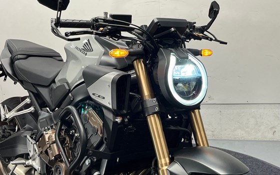 Gebrauchtmotorrad Honda CB650R E-Clutch - Bild 15