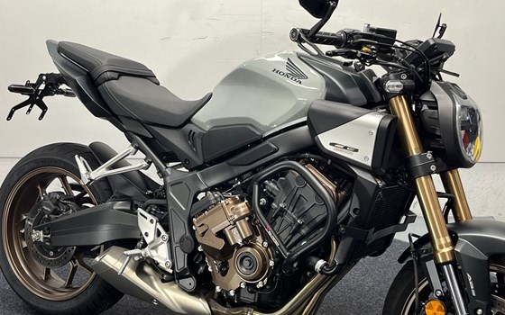 Gebrauchtmotorrad Honda CB650R E-Clutch - Bild 2