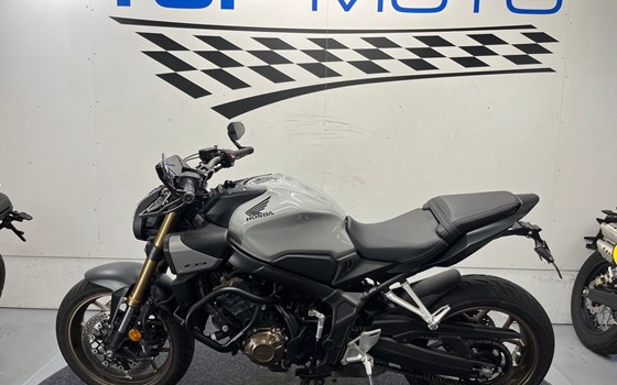 Gebrauchtmotorrad Honda CB650R E-Clutch - Bild 4