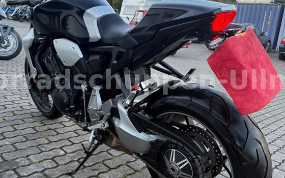 Gebrauchtmotorrad Honda CB 1000 R - Bild 4