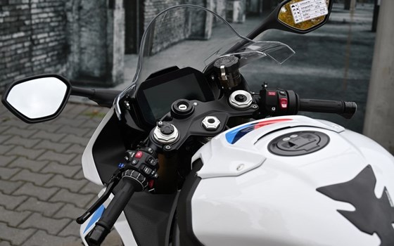 Gebrauchtmotorrad BMW S 1000 RR - Bild 11