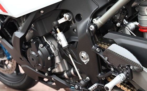 Gebrauchtmotorrad BMW S 1000 RR - Bild 12
