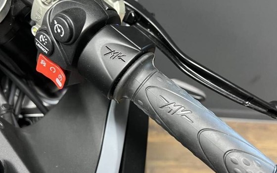 Neufahrzeug MV Agusta Superveloce 800 - Bild 11