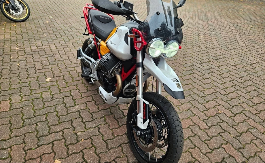 Offer Moto Guzzi V85 TT Evoactive Graphics Bild 6: Offer Moto Guzzi V85 TT Evoactive Graphics