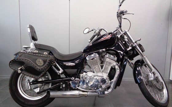 Gebrauchtmotorrad Suzuki VS 600 GL - Bild 1