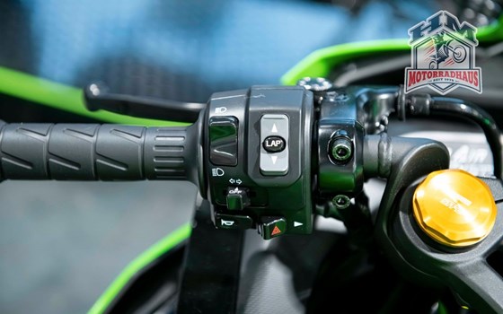 Neufahrzeug Kawasaki Ninja ZX-4RR - Bild 10