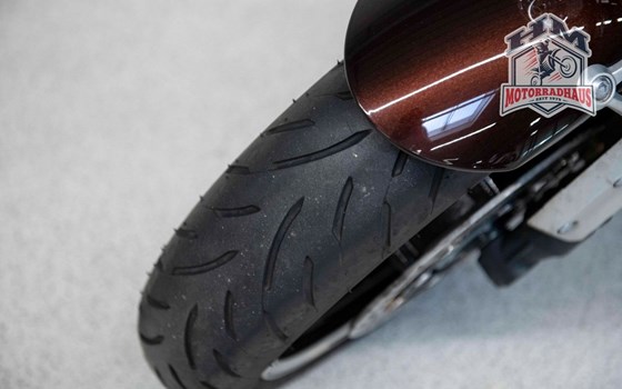 Gebrauchtmotorrad Kawasaki Z900 RS - Bild 11