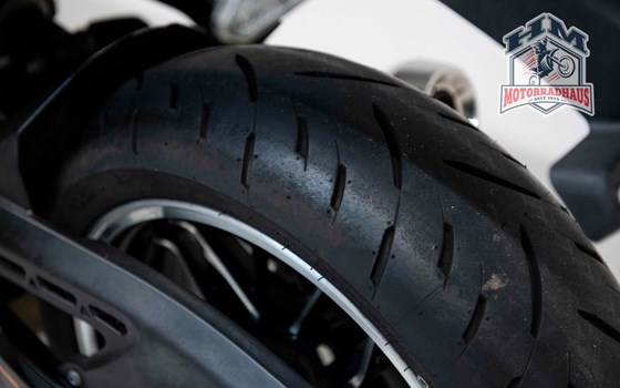 Gebrauchtmotorrad Kawasaki Z900 RS - Bild 12