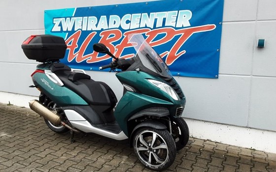Gebrauchtmotorrad Peugeot Metropolis Black Edition - Bild 2