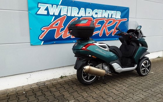 Gebrauchtmotorrad Peugeot Metropolis Black Edition - Bild 3