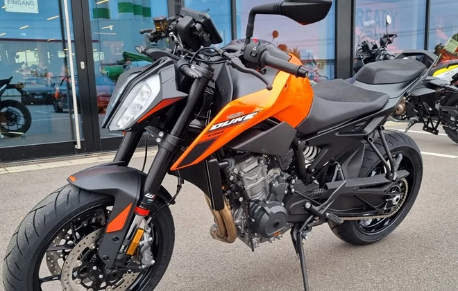 KTM 790 Duke