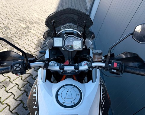 zum Vergrössern bitte anklicken!