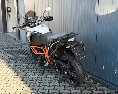 zum Vergrössern bitte anklicken!