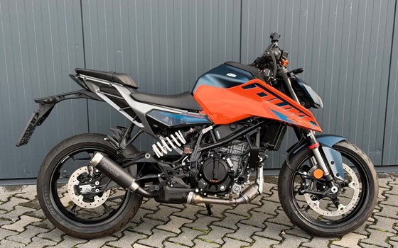 Neufahrzeug KTM 125 Duke - Bild 1