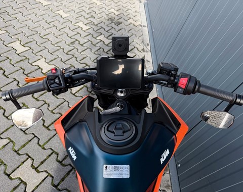 zum Vergrössern bitte anklicken!