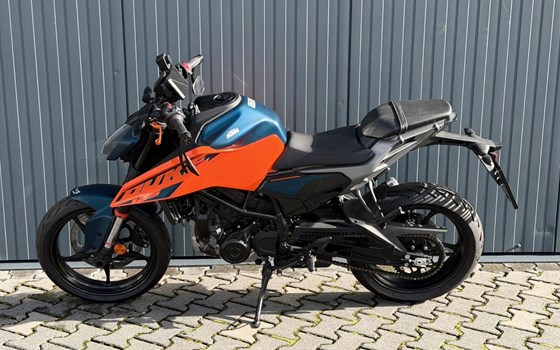 Neufahrzeug KTM 125 Duke - Bild 5