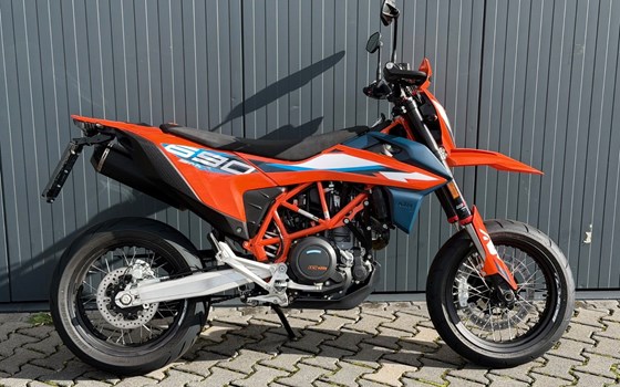 Gebrauchtmotorrad KTM 690 SMC R - Bild 1