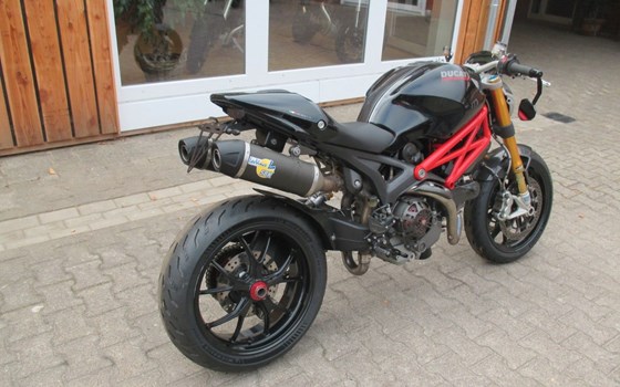 Gebrauchtmotorrad Ducati Monster 1100 S - Bild 3