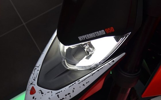 Neufahrzeug Ducati Hypermotard 950 RVE - Bild 10