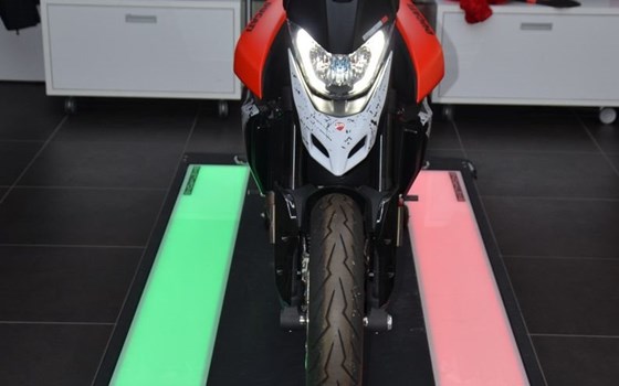 Neufahrzeug Ducati Hypermotard 950 RVE - Bild 5