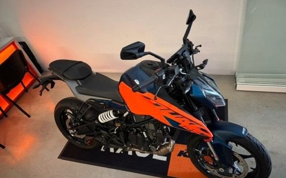 Neufahrzeug KTM 125 Duke - Bild 4