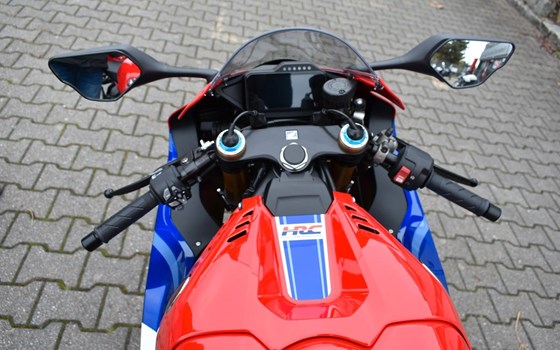 Neufahrzeug Honda CBR1000RR-R Fireblade SP - Bild 9