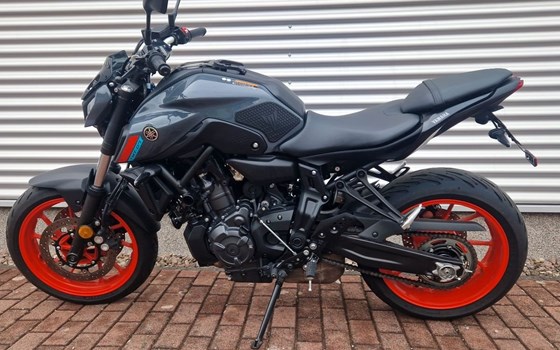 Gebrauchtmotorrad Yamaha MT-07 - Bild 2