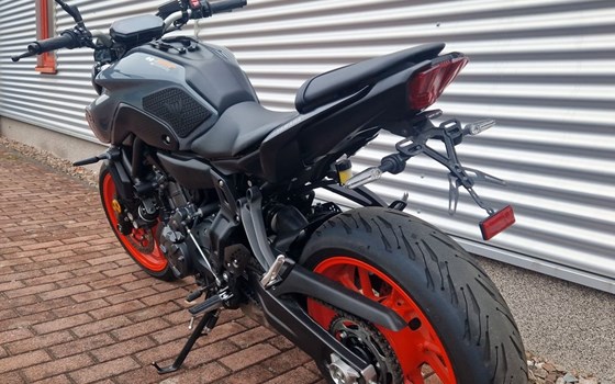 Gebrauchtmotorrad Yamaha MT-07 - Bild 3